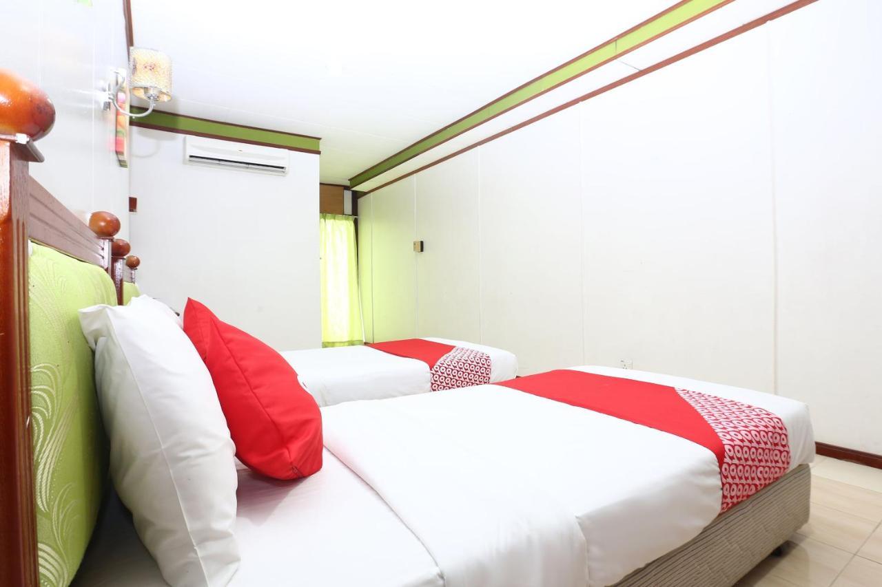 Oyo 89489 Al Ansar Hotel Kota Bharu Eksteriør billede