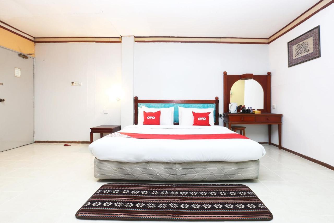 Oyo 89489 Al Ansar Hotel Kota Bharu Eksteriør billede