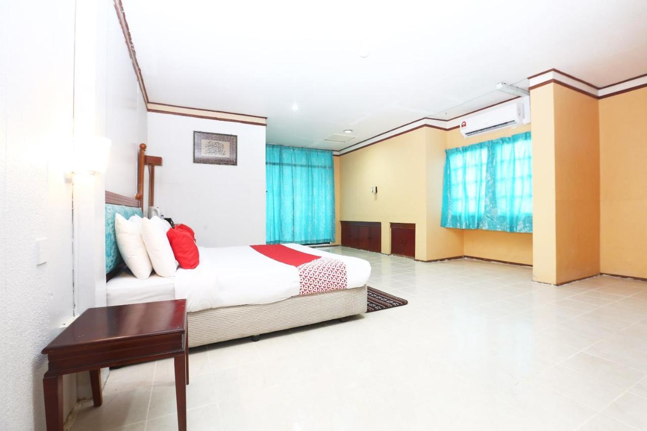 Oyo 89489 Al Ansar Hotel Kota Bharu Eksteriør billede